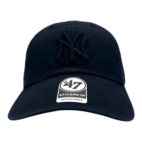 New York Yankees MLB  '47 Brand Clean up Adjustable Strap Hat/Cap Black on Black - Picture 1 of 9